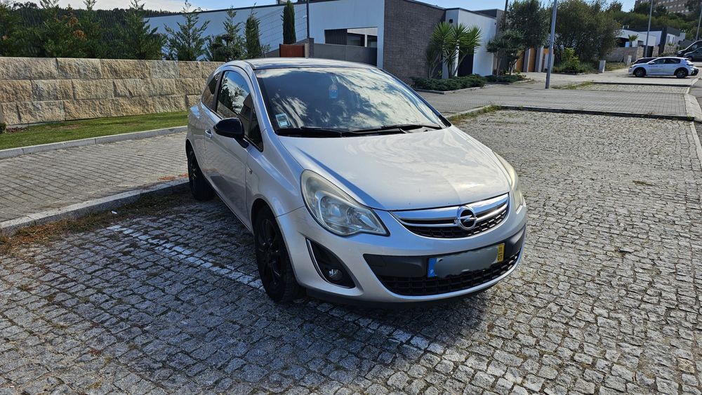 Opel Corsa Black Edition 2011