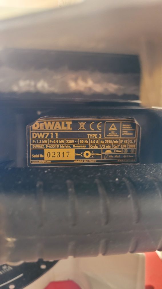 Serra DeWALT dw711