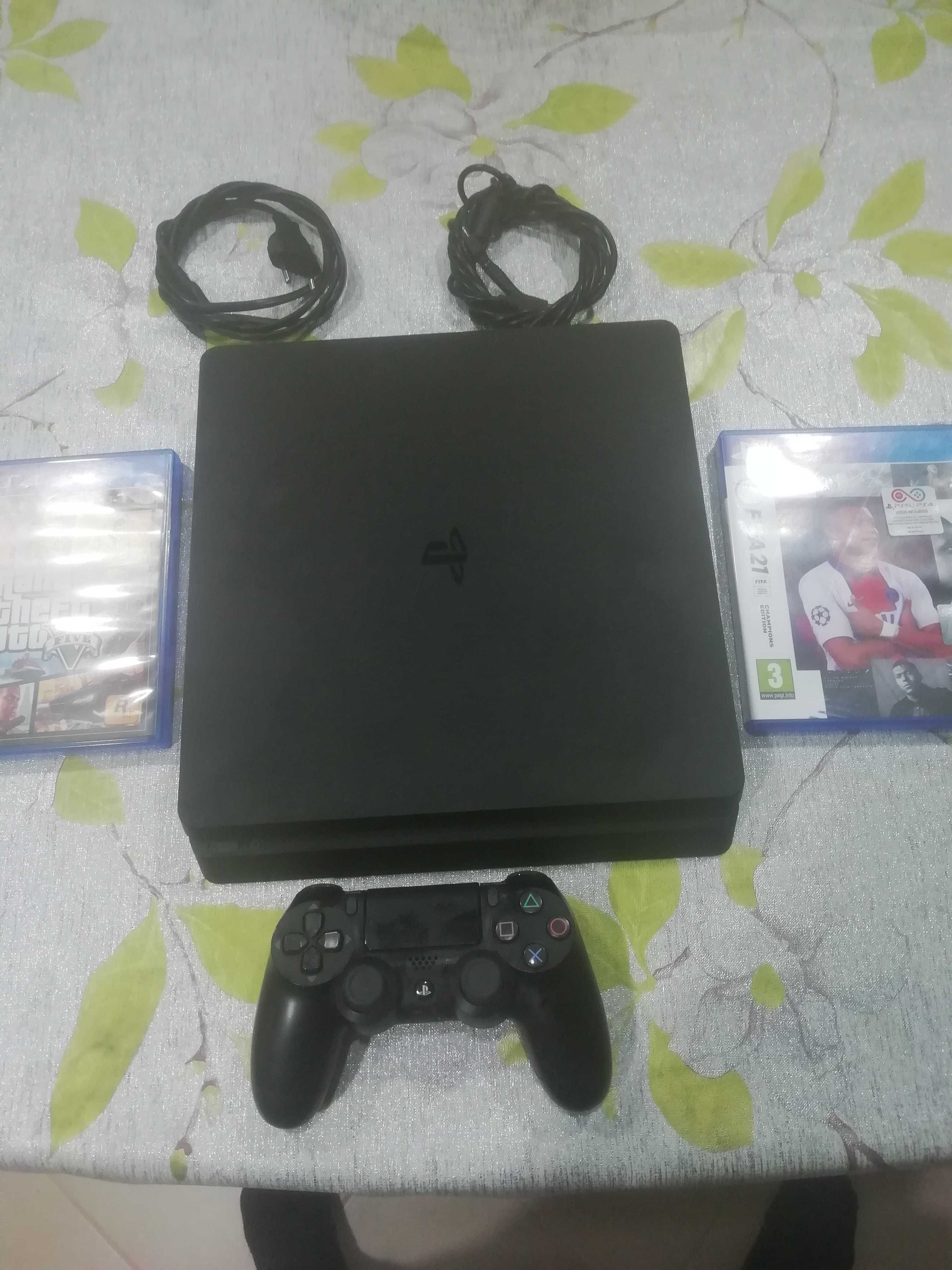 Vendo Ps4 com 2 jogos