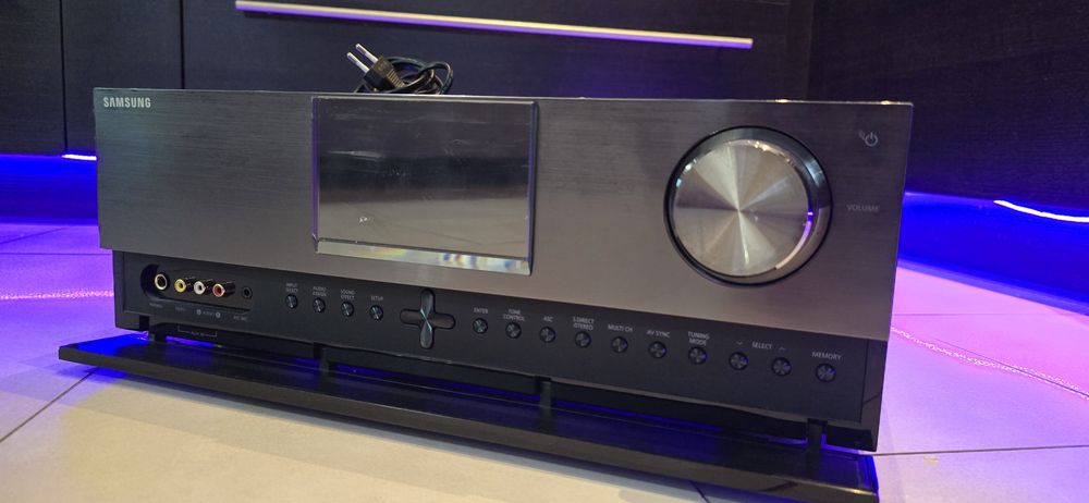 Amplituner samsung HW-C700