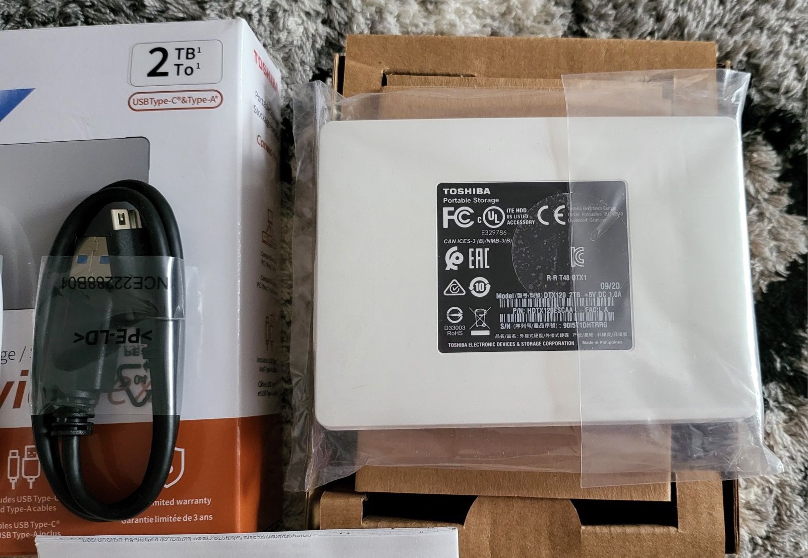 Dysk zewnętrzny Toshiba Canvio Flex - 2TB, USB-A/USB-C, Komplet