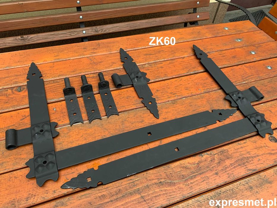 Zawias kątowy kuty 600 mm KOWALSTWO OKUCIA DRZWI BRAM furtek