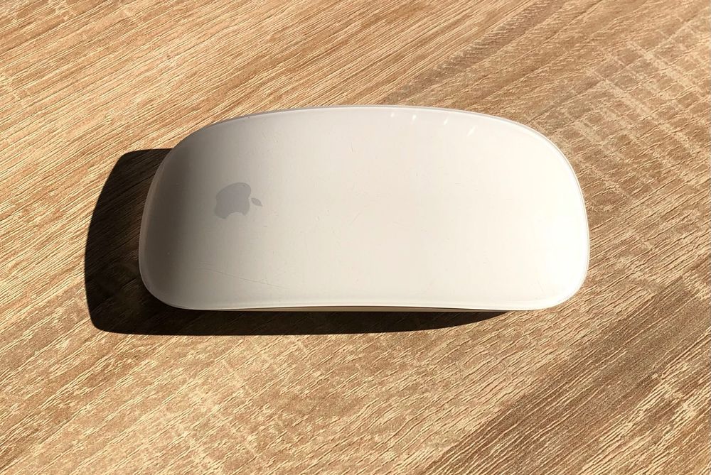 Sprzedam myszkę bezprzewodową Apple Magic Mouse model A1296 3vdc