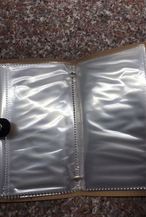 Альбом для банкнот на 50 аркушів.