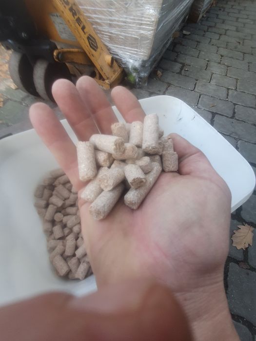 Zanęta wędkarska w postaci peletu z otrębów zbożowych naturalna 7,5kg