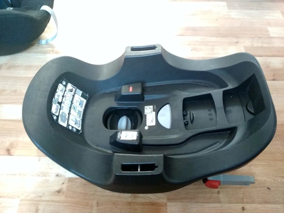 Fotelik samochodowy Britax Romer baby-safe i-size+ baza Britax Romer F