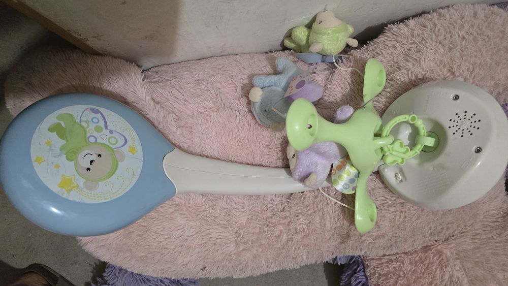 Karuzela do łóżeczka z projektorem Fisherprice