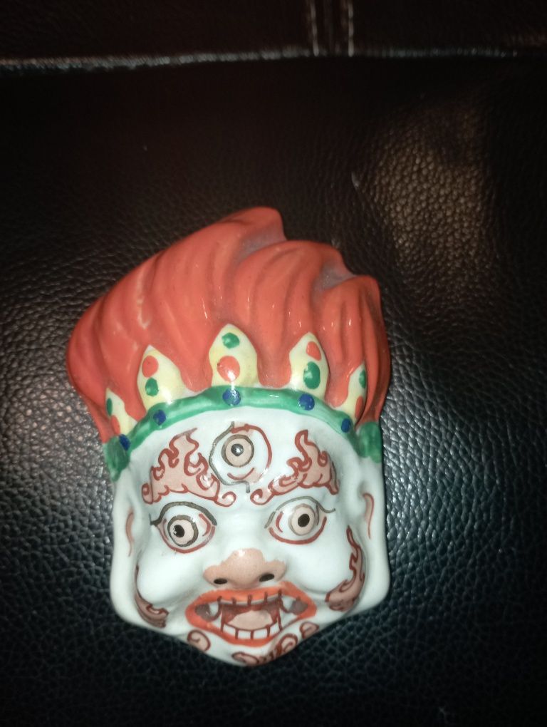 Porcelanowa maska Mongolski Bóg Ognia