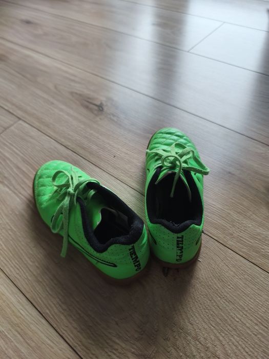 Buty halowe Nike 31,5 cm chłopiec