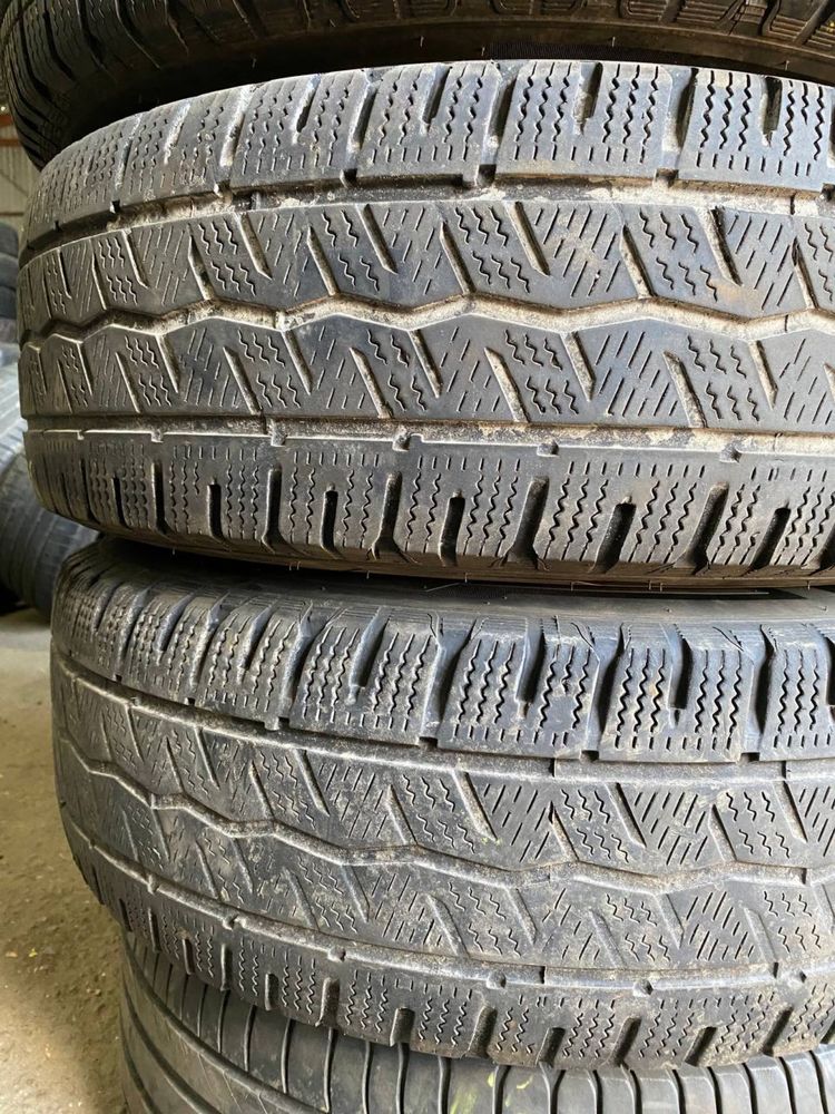 R15C 225/70 Hankook Winter i’cept LV