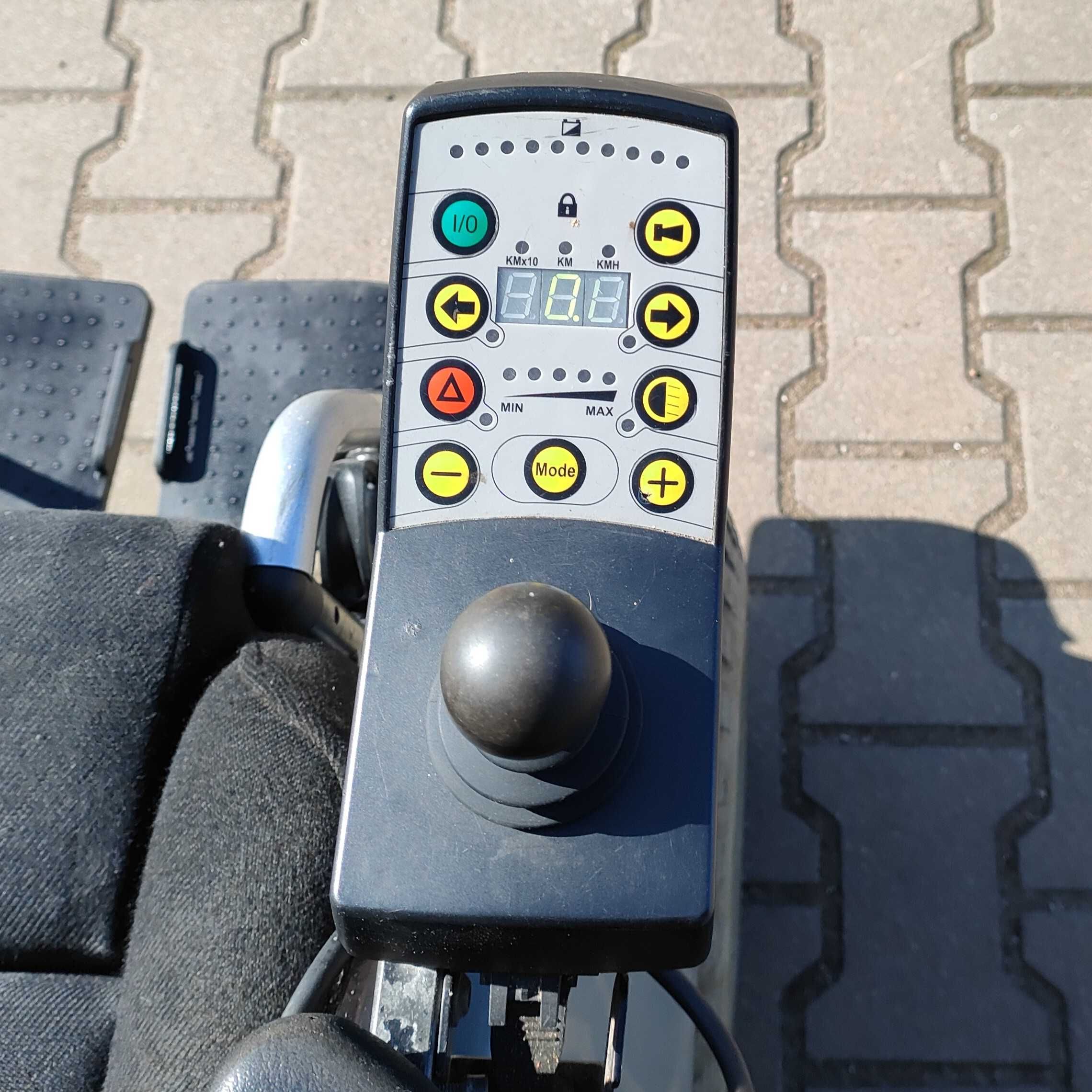 Wózek inwalidzki elektryczny terenowy Meyra Optimus II + fotel Recaro