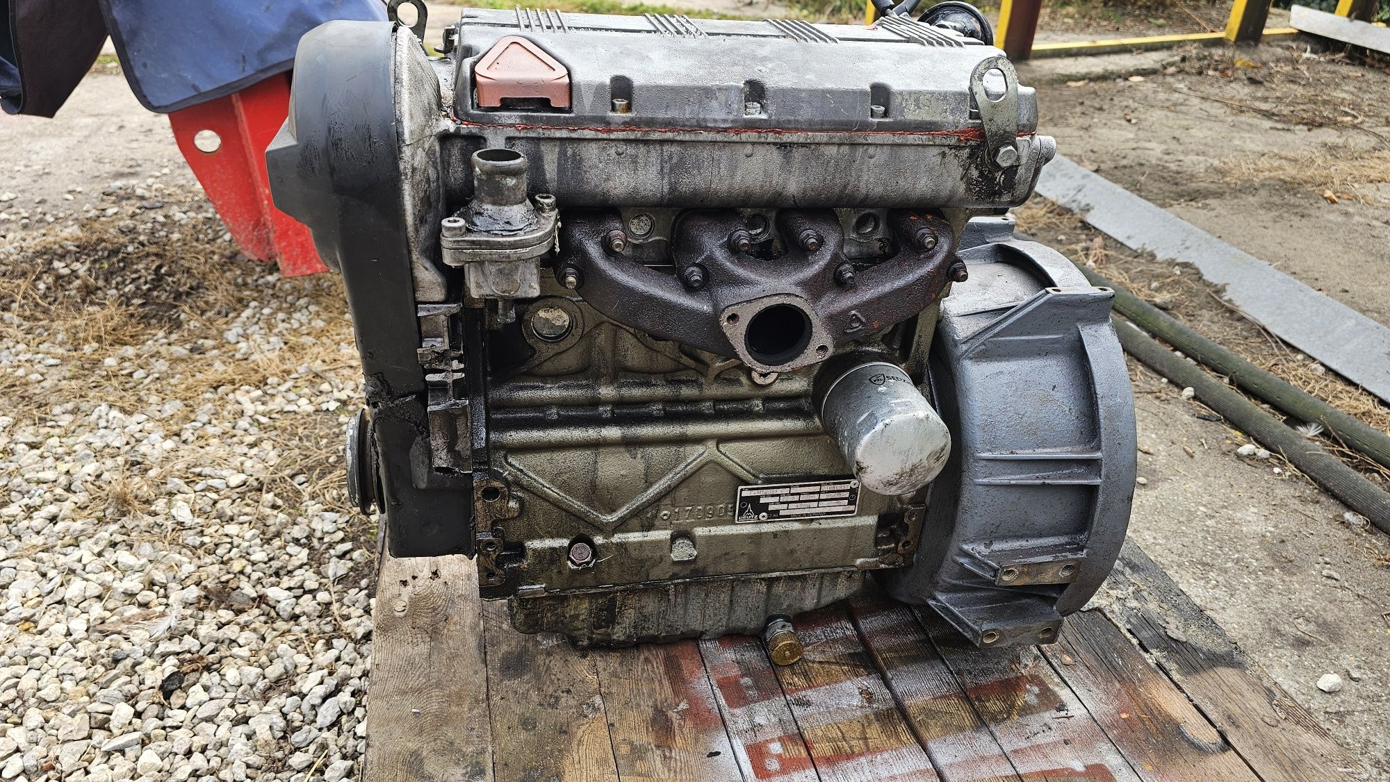 Silnik .Deutz F4 M1008 F Lombardini