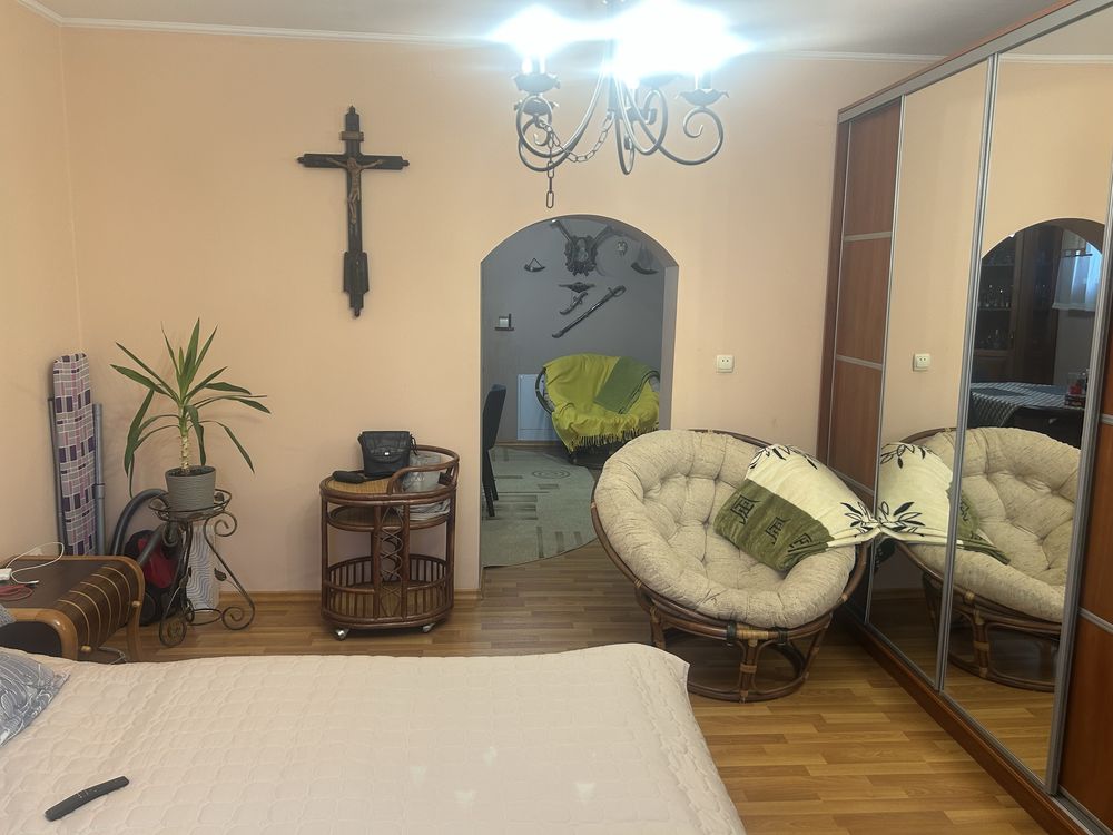 Продаж будинку в с. Зняцево , 20 км.від Ужгороду