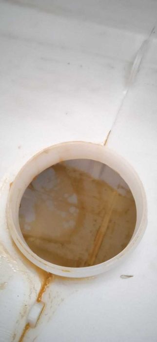 Колба, куб, тара, ємність на 1000л.  Б/В брудний