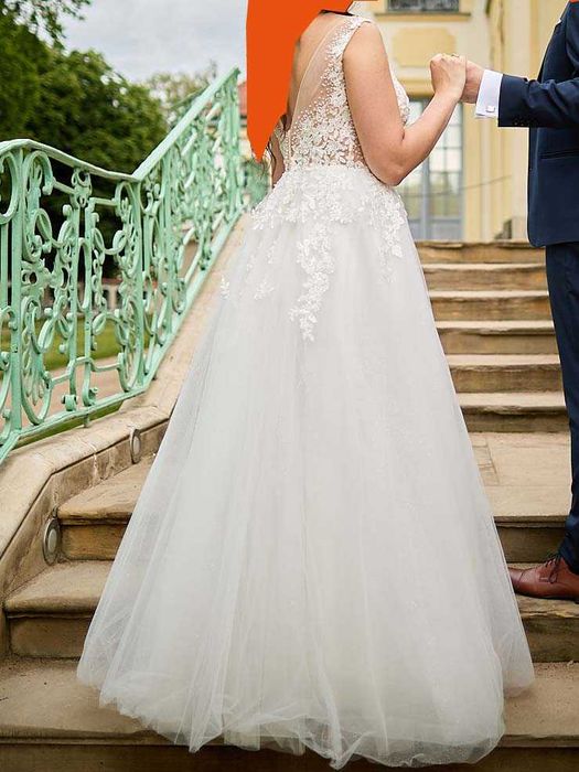 Suknia ślubna bez rękawów gratis welony ivory rozmiar 38 40 42