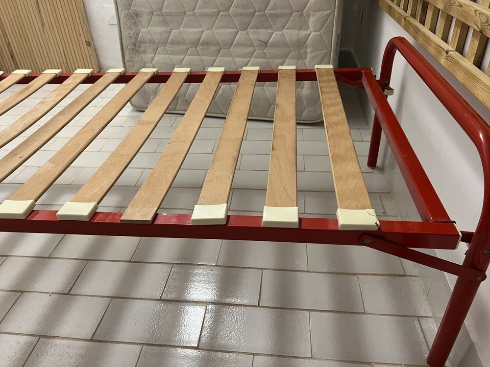 2 camas individuais 185x80 com pés dobráveis