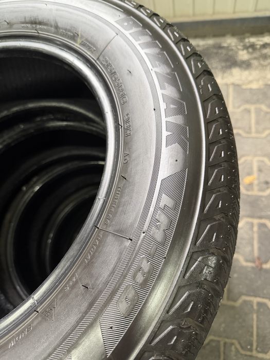 Шини Резина Зима 215/65 R16 98H Bridgestone Blizzak Lm80