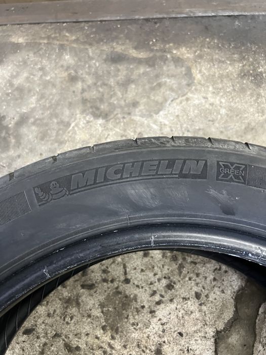 Шина Michelin Energy saver 215 50 17 Nissan Leaf покрышка колесо