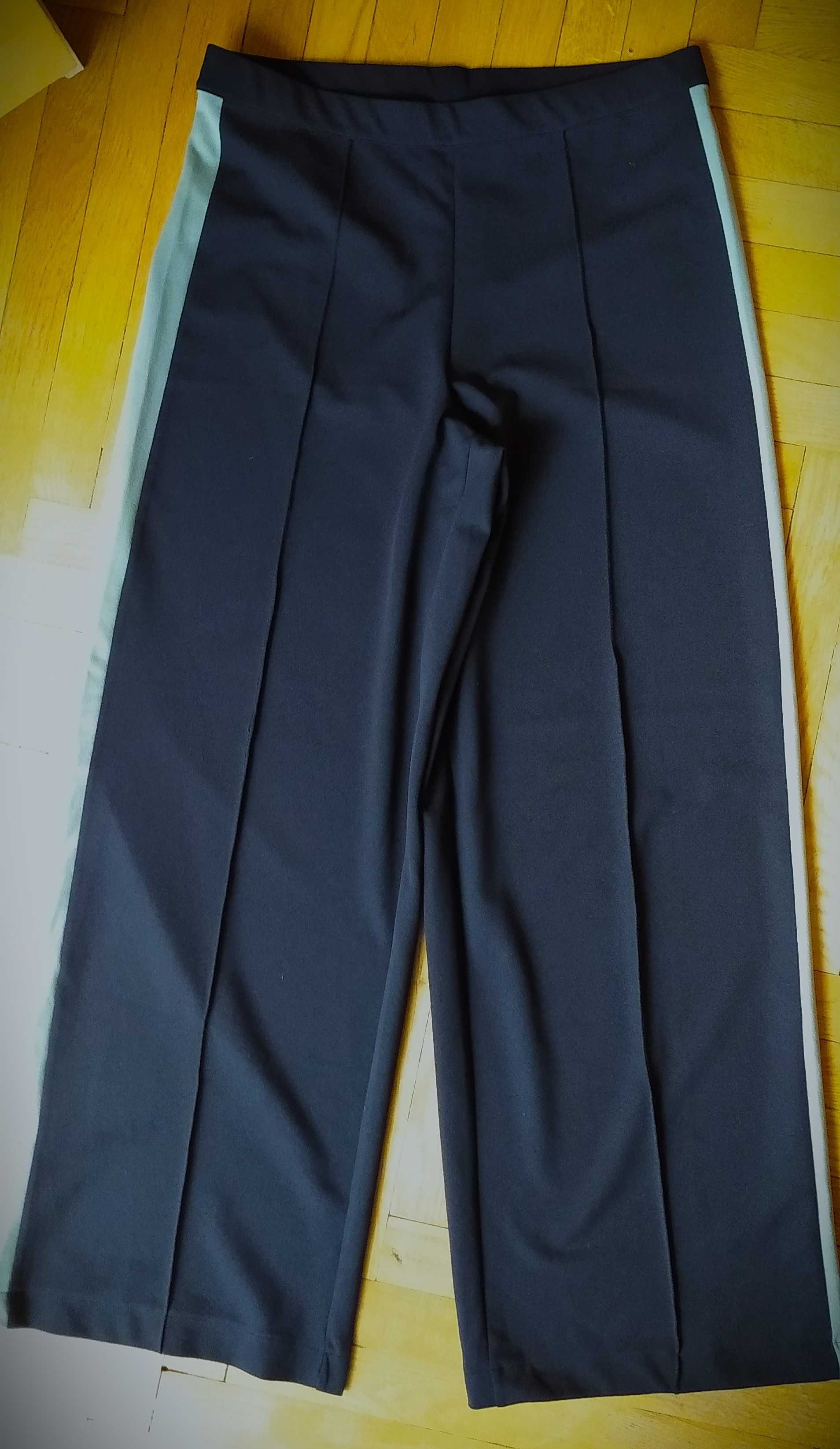 H&M - czarne, szerokie spodnie z lampasem - M/L