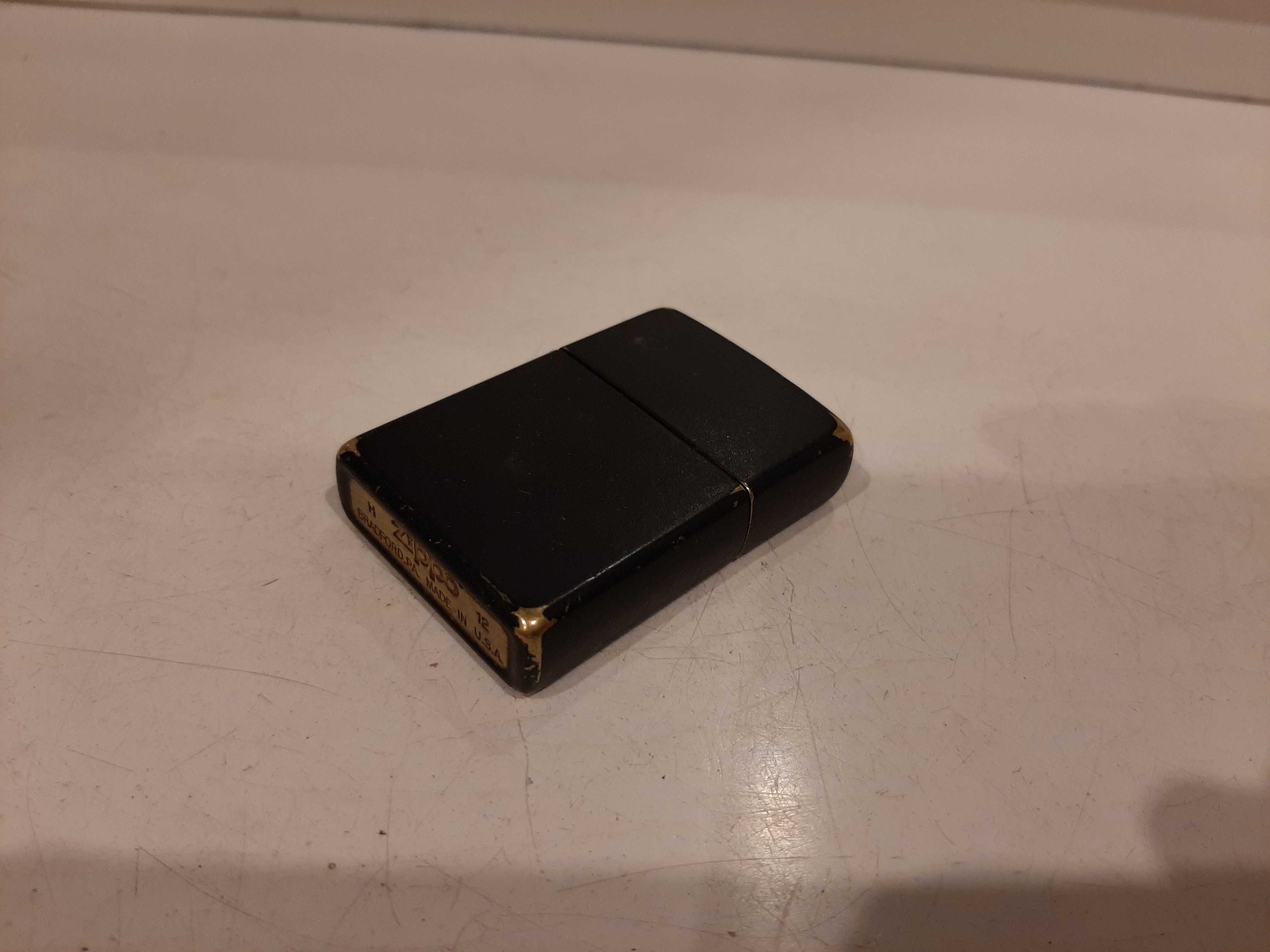 Зажигалка бензиновая Zippo на подарок