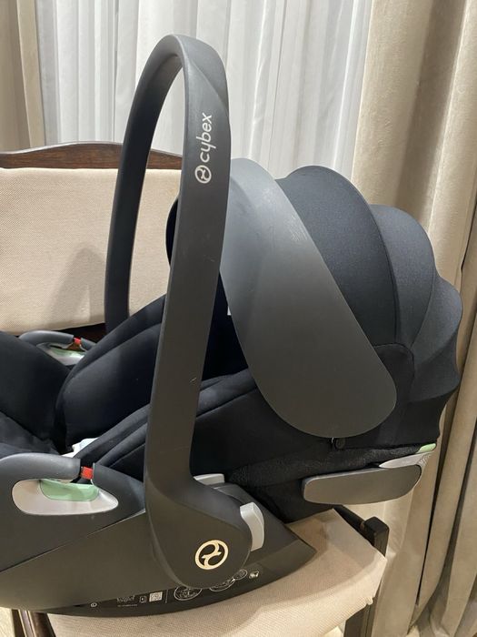 Продам автокрісло Cybex Cloud T