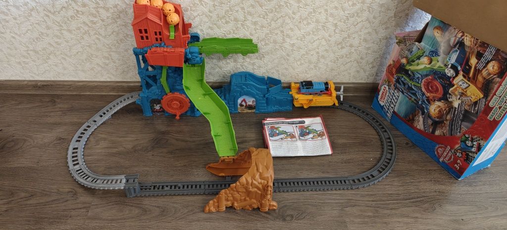 Залізничний ігровий набір Thomas & Friends TrackMaster "Обвал у печері