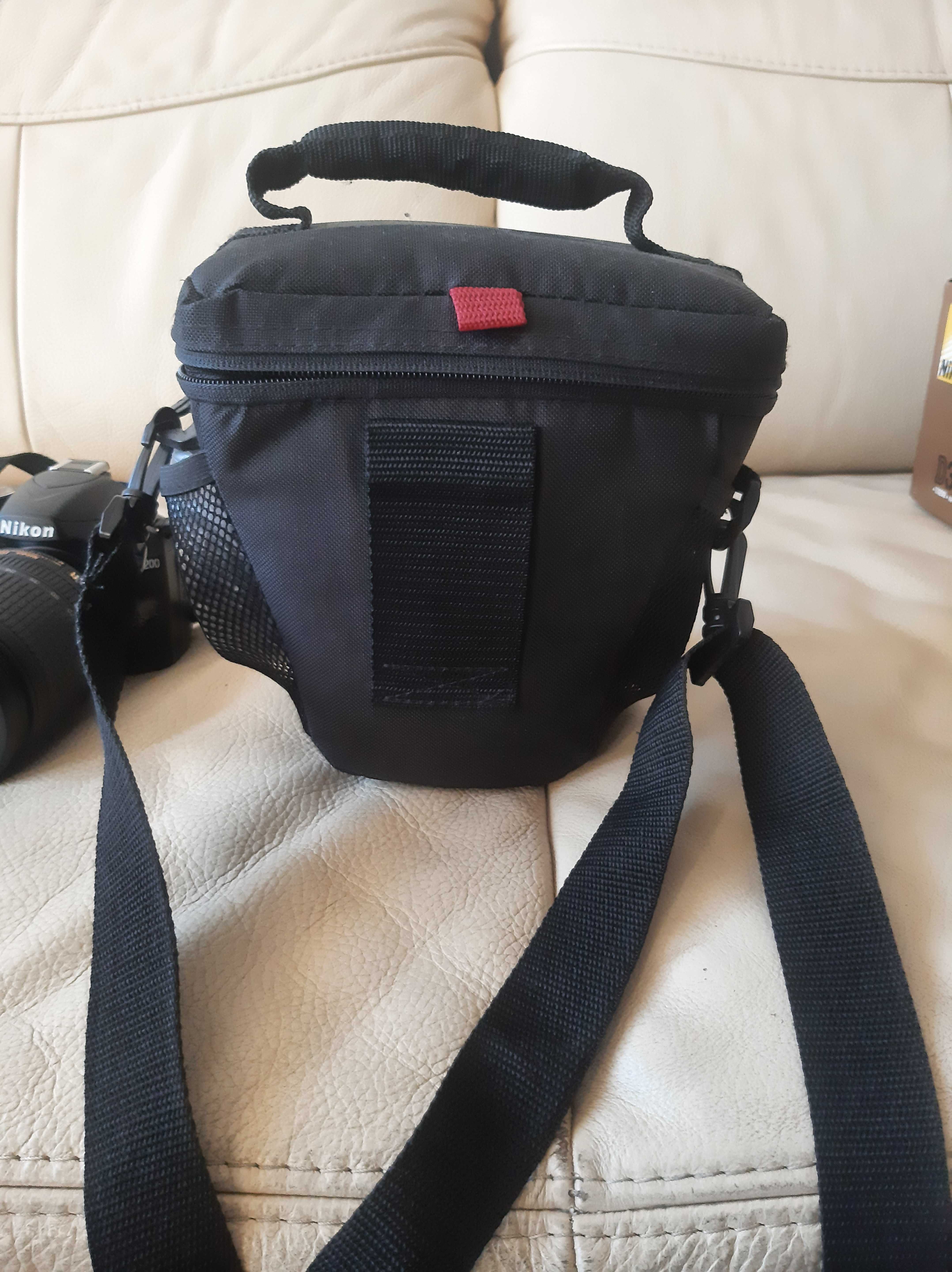 Lustrzanka Nikon D3200 przebieg poniżej 100 tylko odbiór 18 105 VR Kit