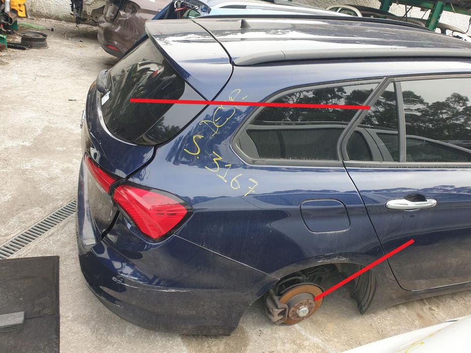 Painel trás direito FIAT Tipo Wagon (358_)