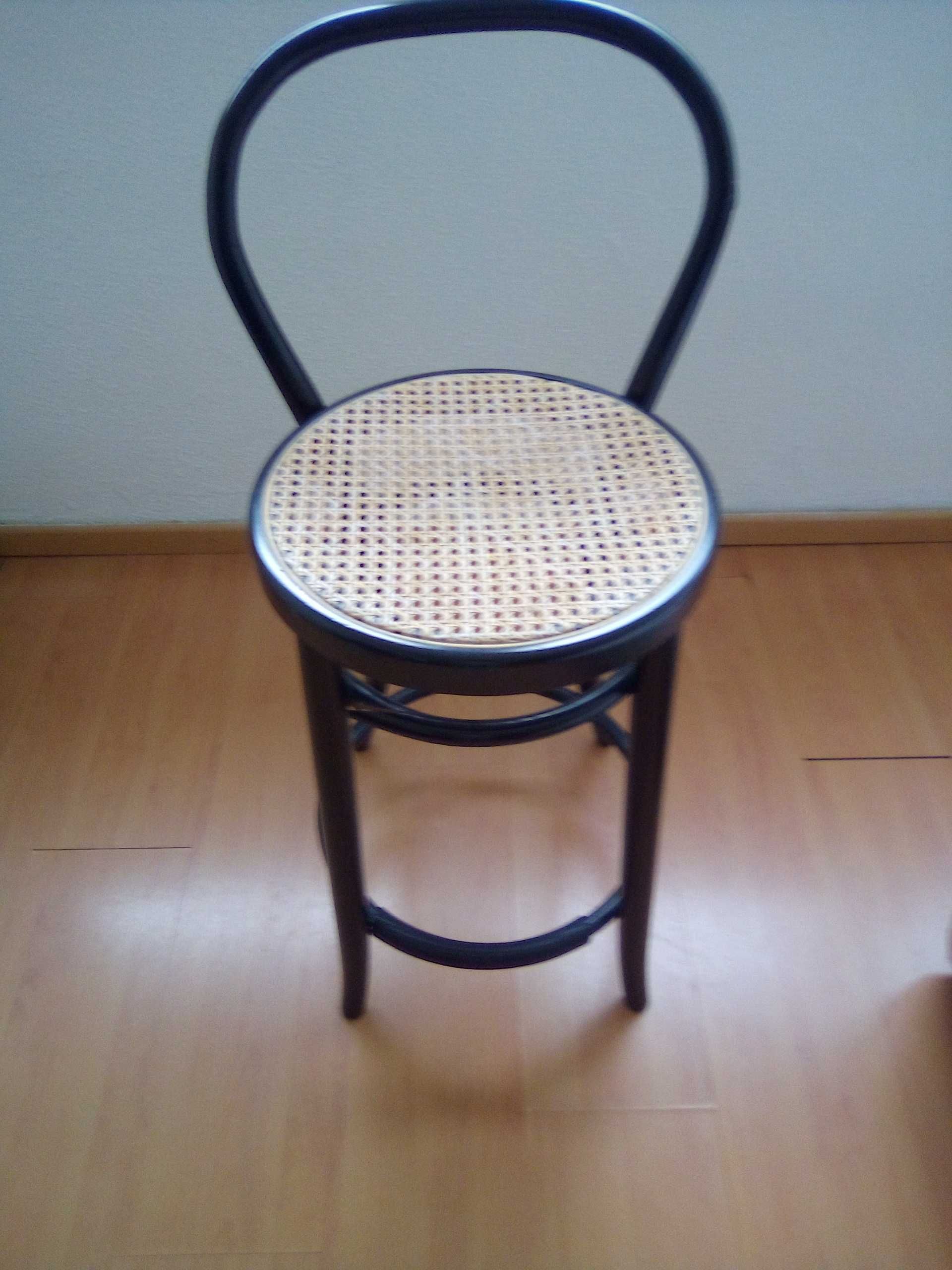 cadeira com palhinha