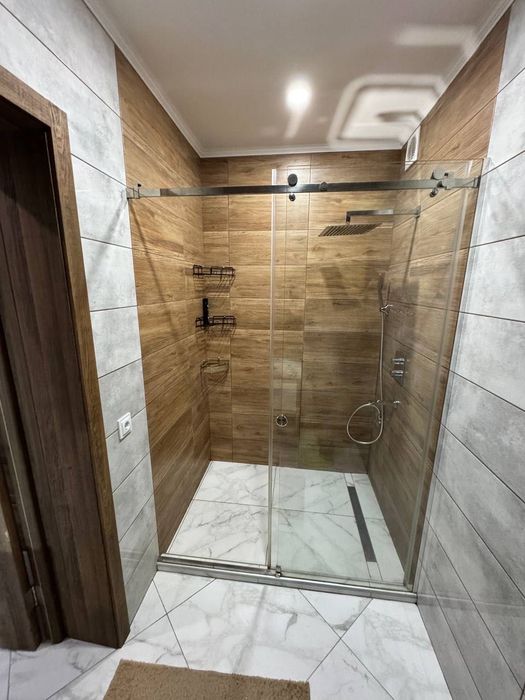 Здам в Оренду трьох кімнатну квартиру ЖК "Континент"