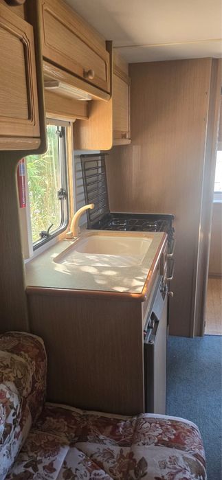 2000 Compass Kensington 500/4