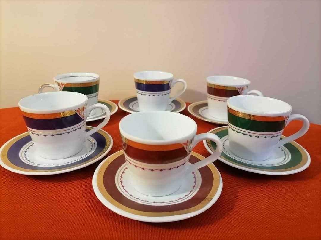 Komplet Sześciu Filiżanek Eleganckich Kolor PRL
