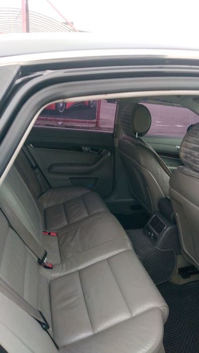 Продасться Ауді А6 с6 седан 2004р. Має непоганий вид.