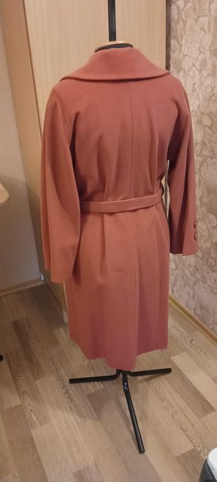 Жіноче пальто, кашемір.