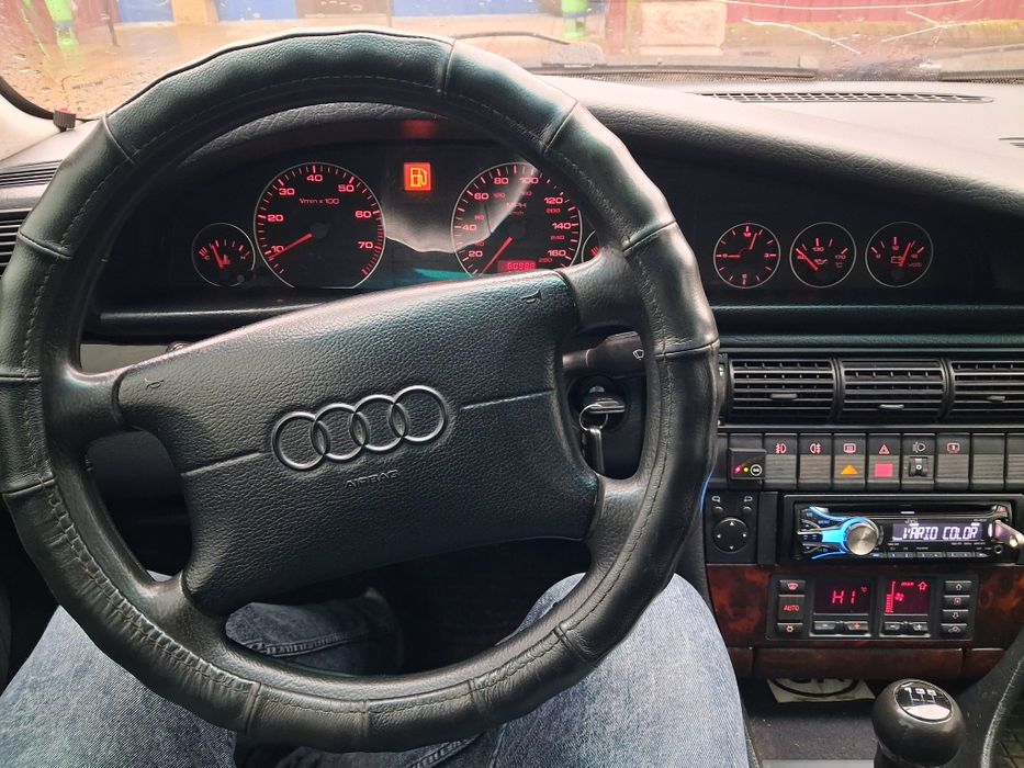 Audi A6 C4 2.6 газ бензин