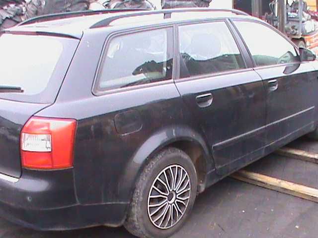 Audi A4 B6 kombi Lampy zderzak tył pas przedni drzwi  Kod lakieru LZ9W