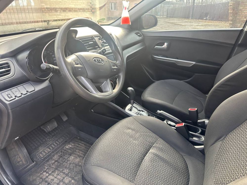 Kia Rio 1.6; 2012 року