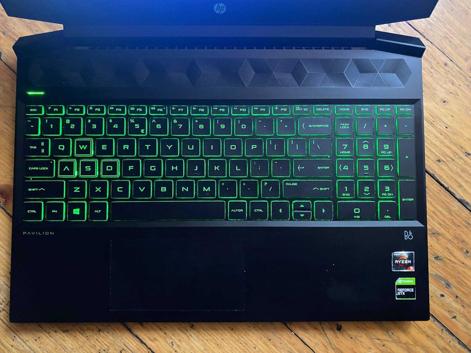 HP Pavilion Gaming 15  15.6"  8GB RAM 512GB 1660