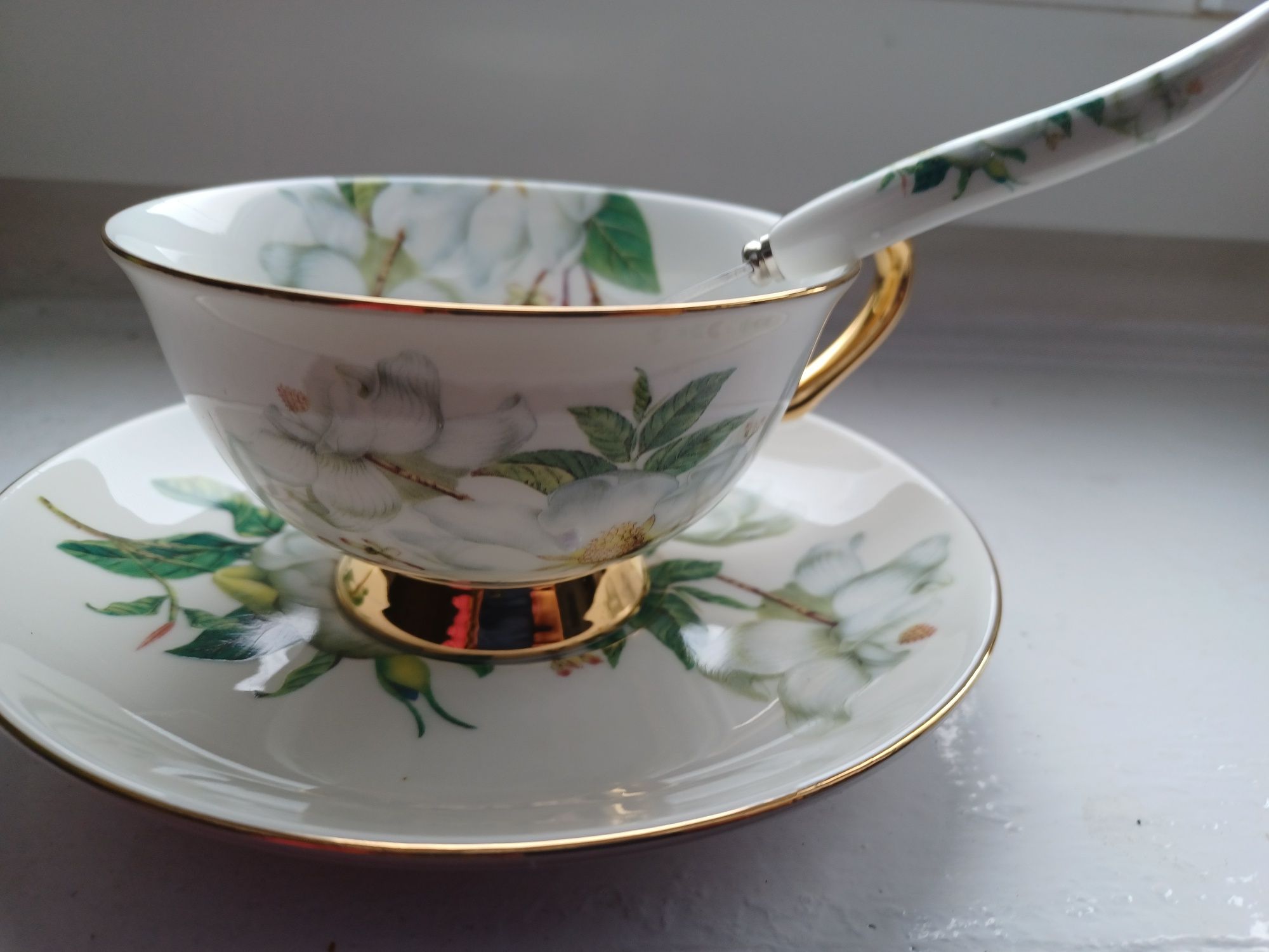 Royal Classic bone china