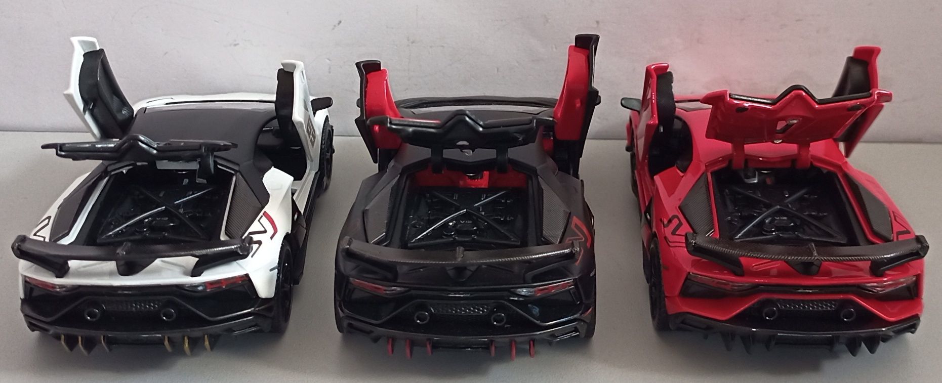 Lamborghini Aventador SVJ модель "Автопром" 1:32. Металл, звук,