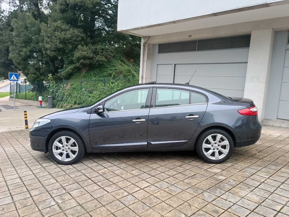 RENAULT FLUENCE 1.5 DCI 110cv com 140 mil qlm