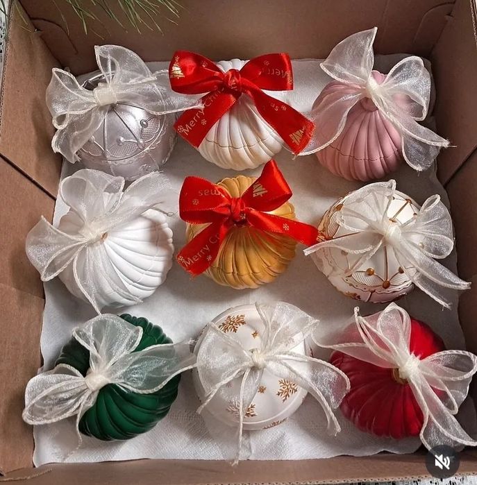 Новорічні соєві свічки, подарунки на Святого Миколая