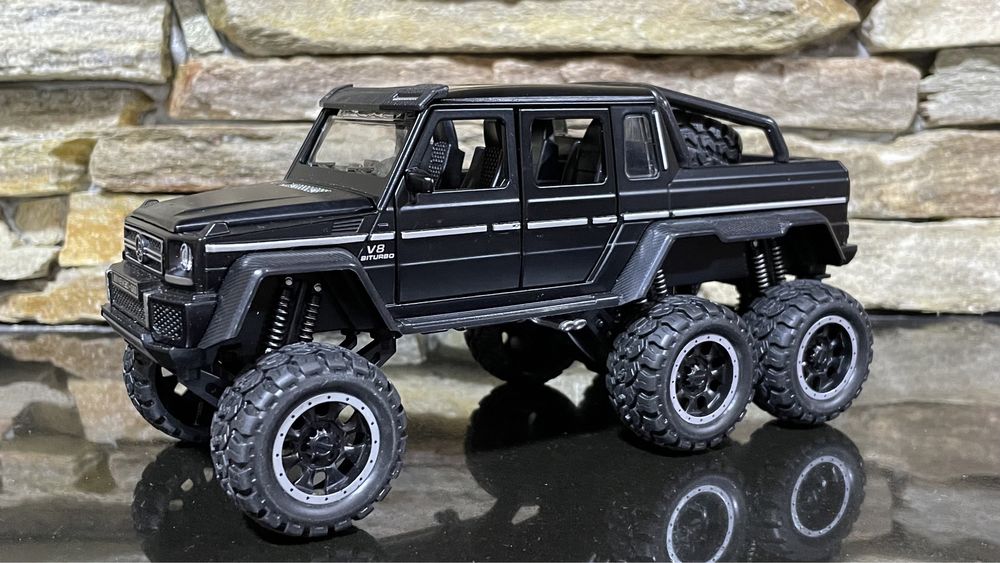 1/24 НОВА Металева машинка Mercedes Benz G class іграшка гєлік 1:24