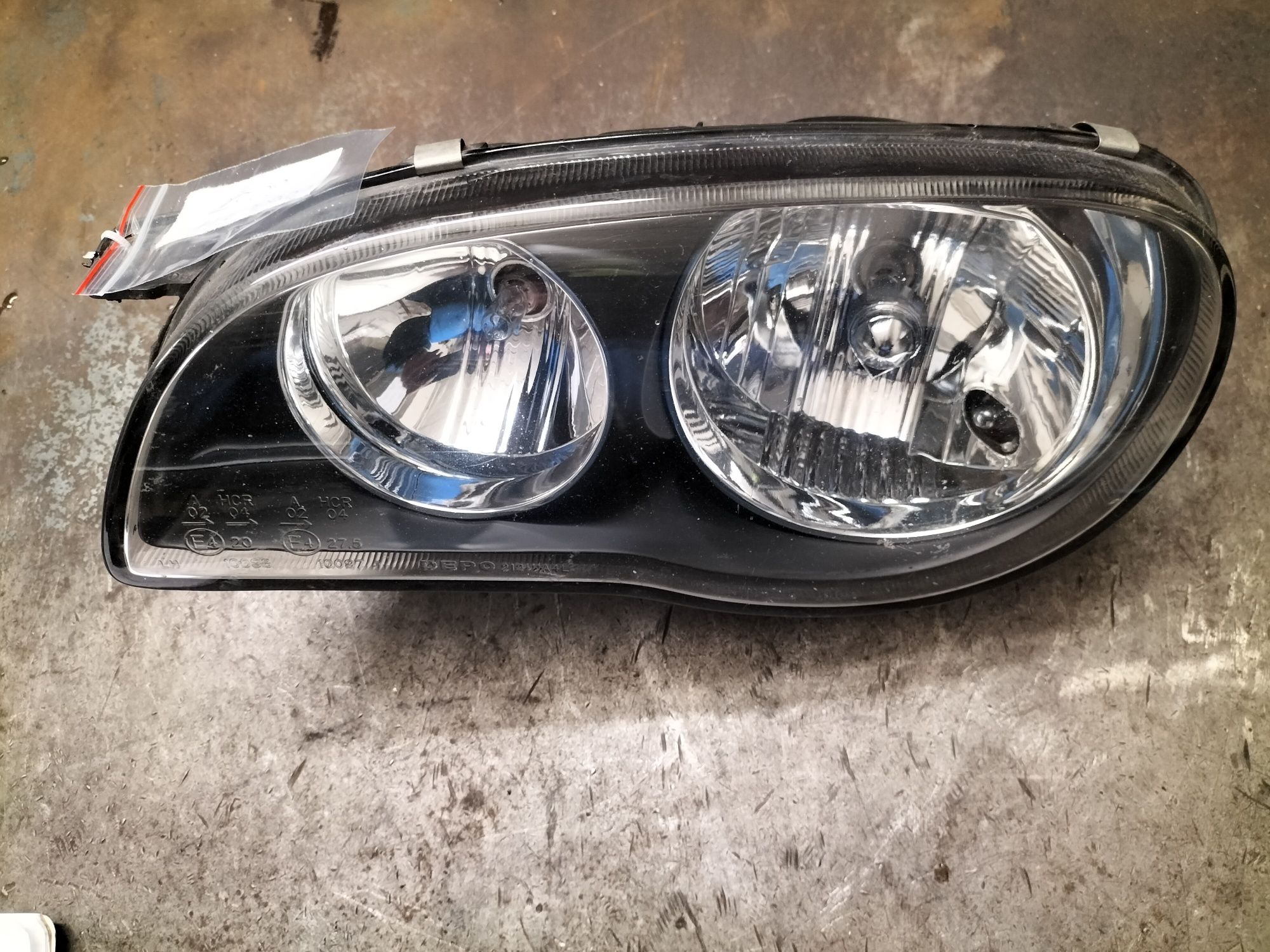 Lampa przednia przód lewa kierowcy Toyota Corolla E11