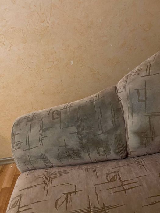 Продам диван б/у