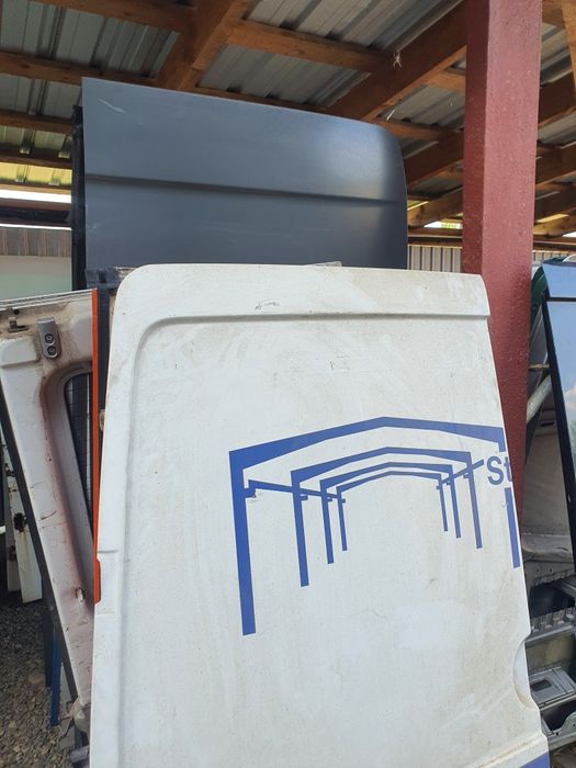 Задні двері Mercedes-Benz Sprinter w906, crafter, 316 318 313 низькі