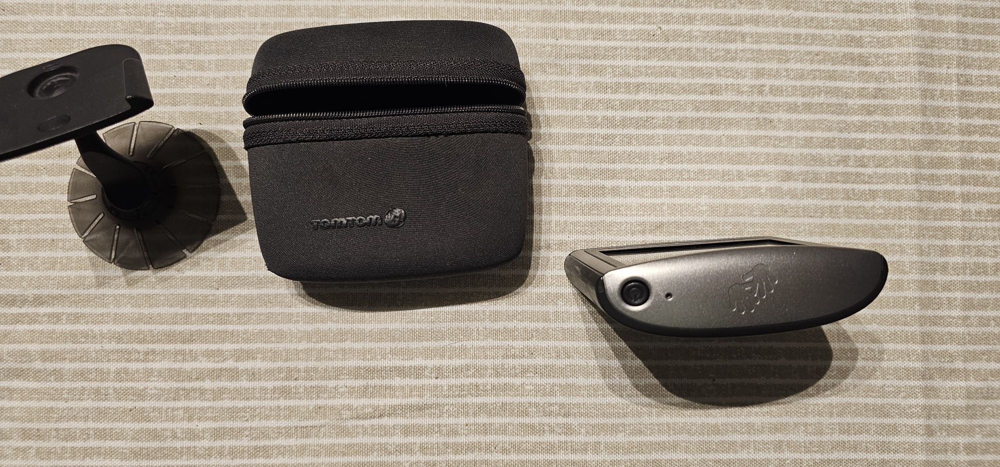 GPS Tomtom One com capa