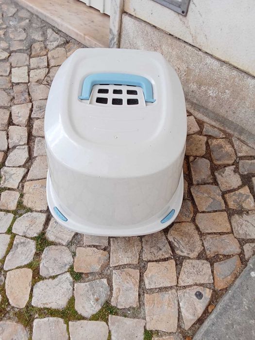 Casa de Banho para Gato