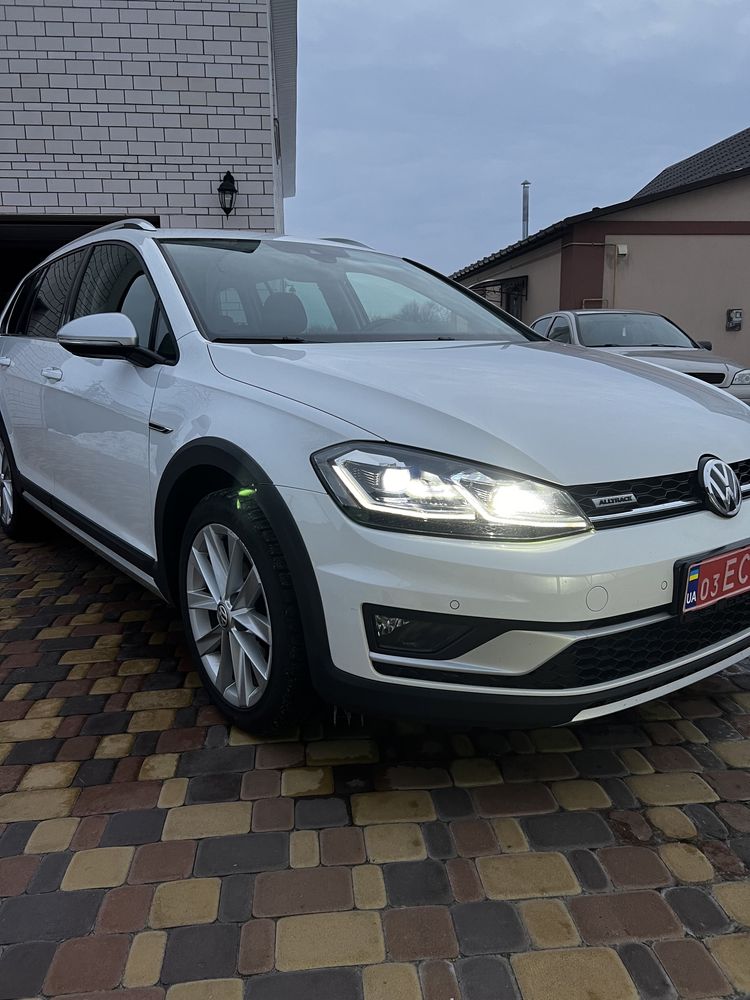 Volkswagen Golf Alltrack 4Motion 2.0TDI