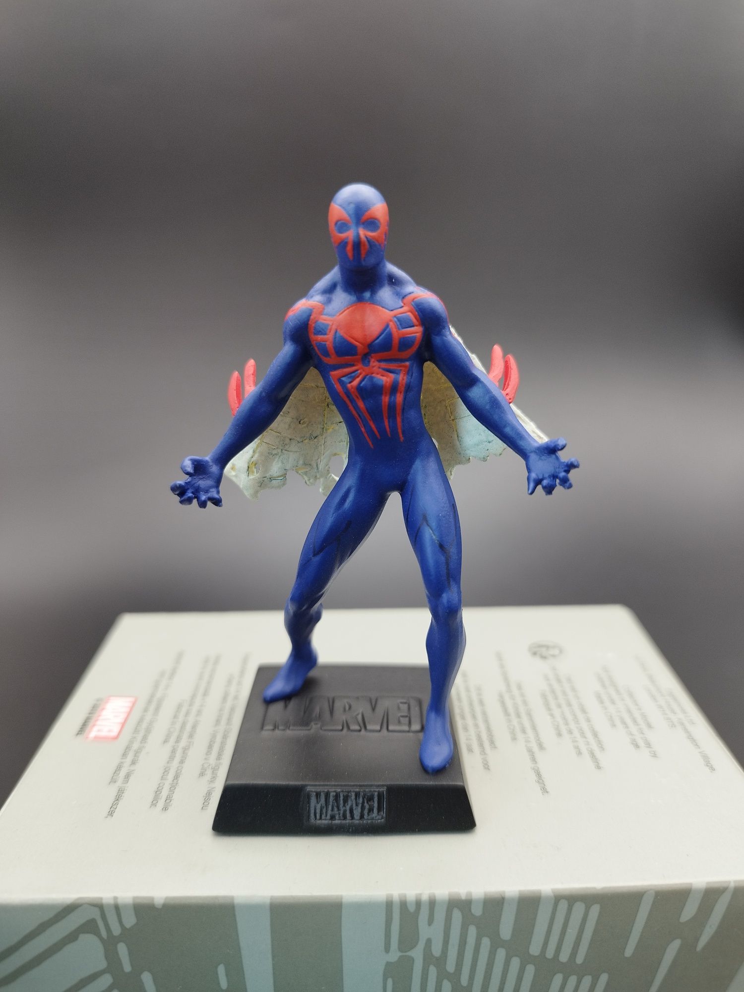 Figurka Marvel klasyczna Spider-Man  2099 #40 ok 8 cm figurka